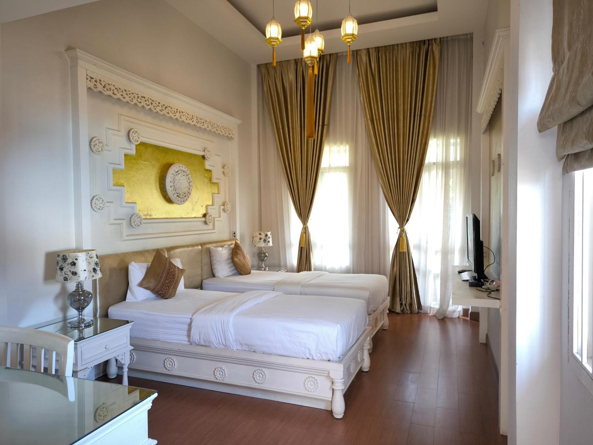 Hotel Ratchiangsaen Flora House à Chiang Mai Extérieur photo