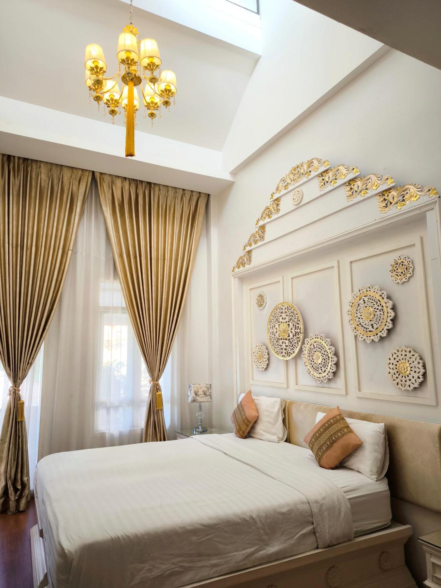 Hotel Ratchiangsaen Flora House à Chiang Mai Extérieur photo